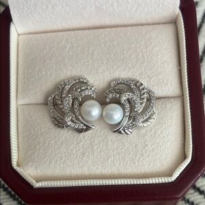 Elegant Silver and Pearl Earrings